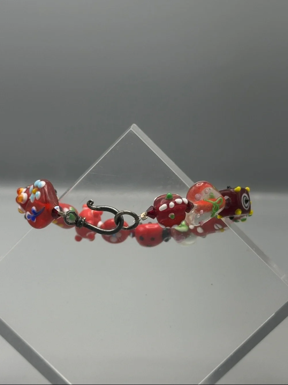 Red GLASS bracelet